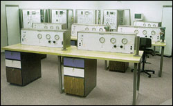 H-6485 Instrumentation and Calibration Bench Scene